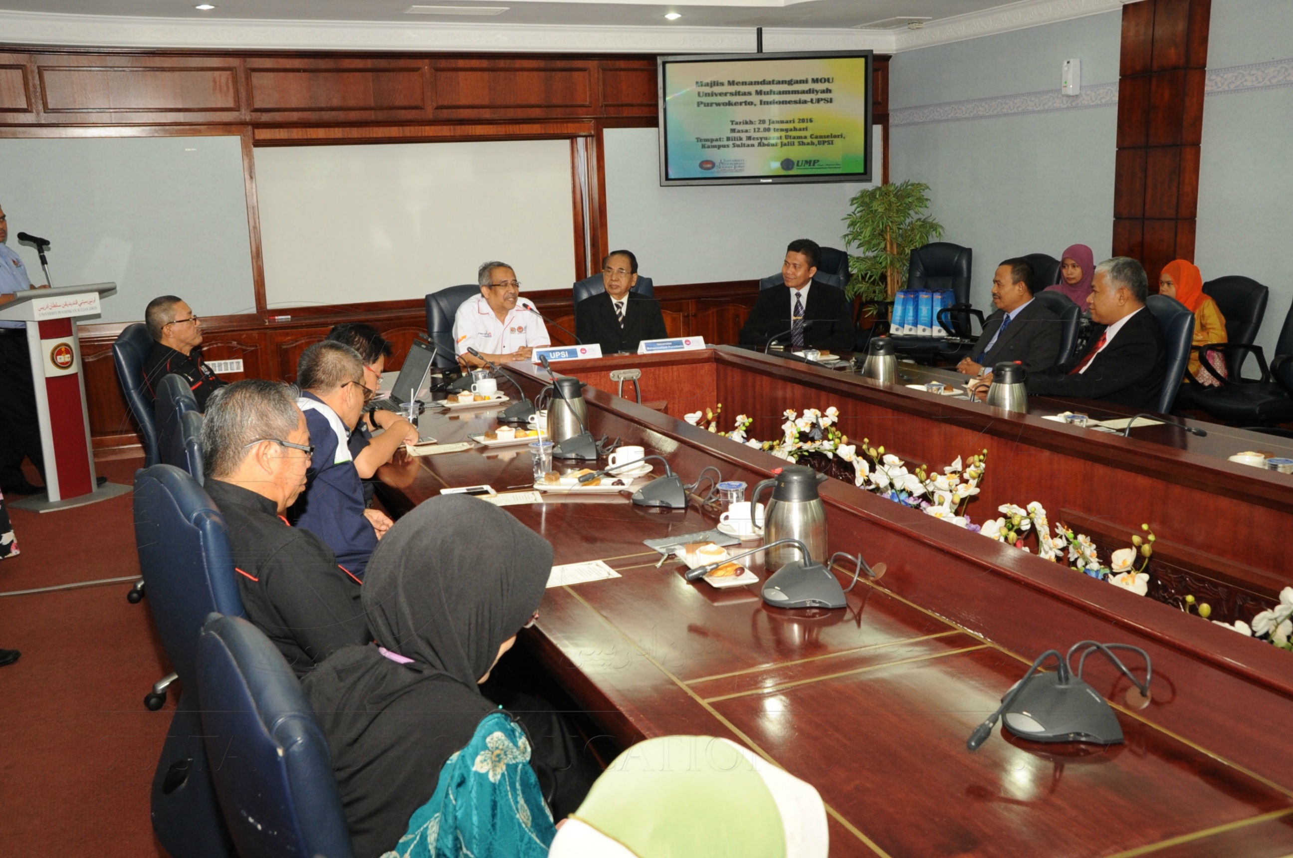 PRO16 6 Mou HAS 7962